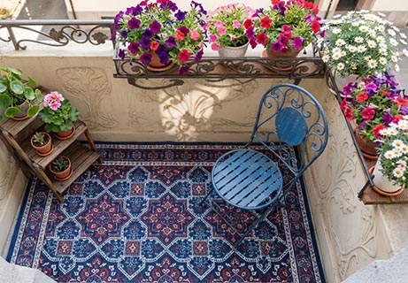 Balkon-Einrichten-Ideen-Boden-Fliesen